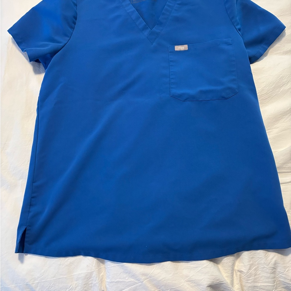 BDogs Catarina Women’s Scrub Top